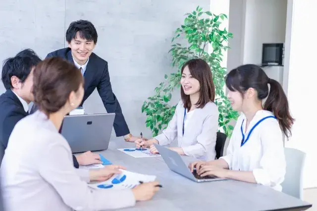 韓国系有名通信企業でのデザイン関連業務 |  |  株式会社トップグローバル(東京都千代田区)の求人